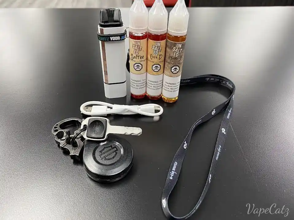 The Travel Buddy Kit - UN-SALT-ED